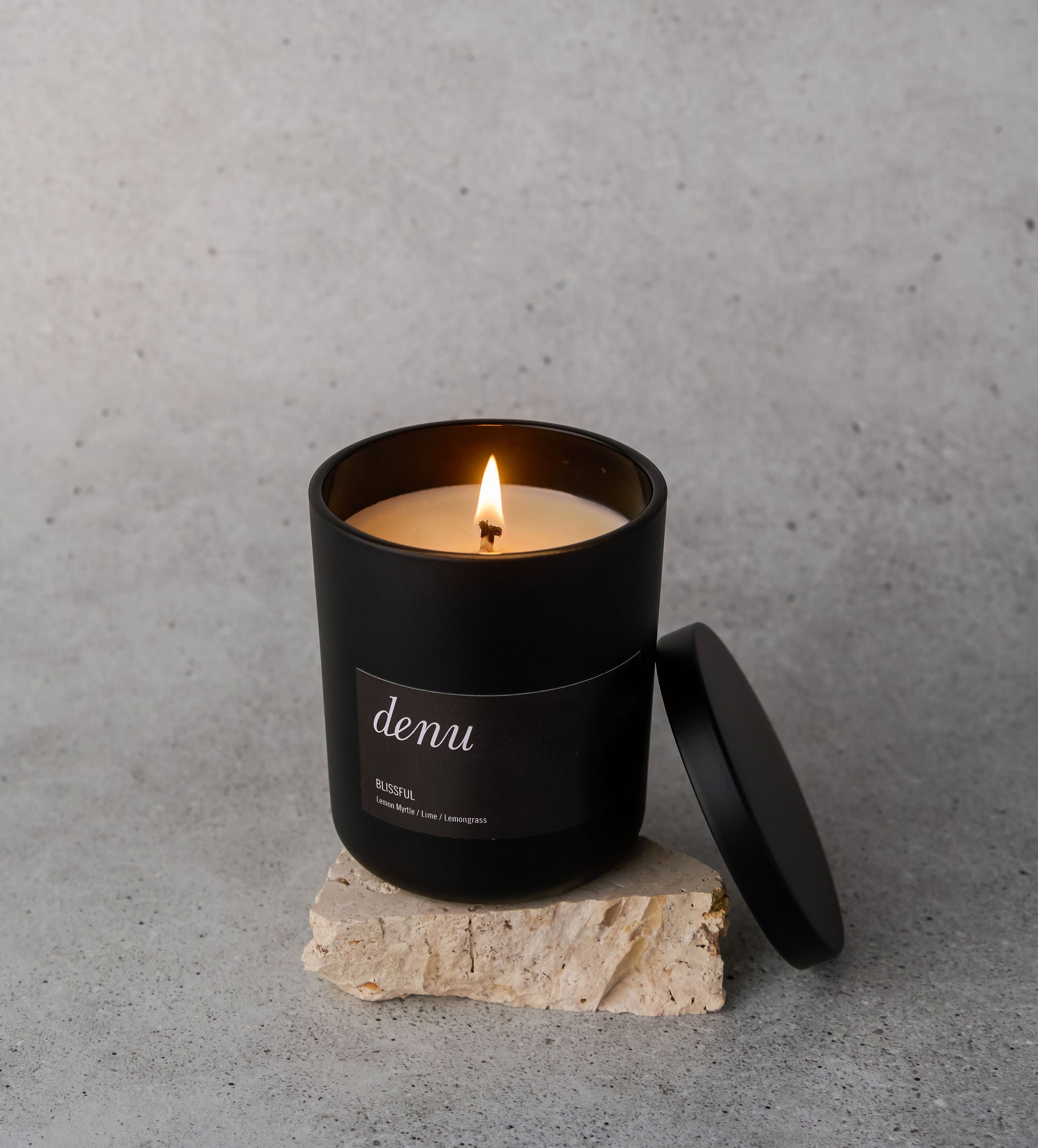 Blissful candle - denu